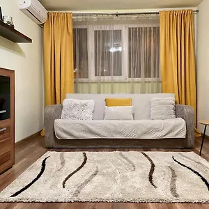  Apartament Cozy And Clean Apartment, Near National Arena